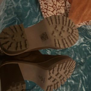 Soda platform booties never worn